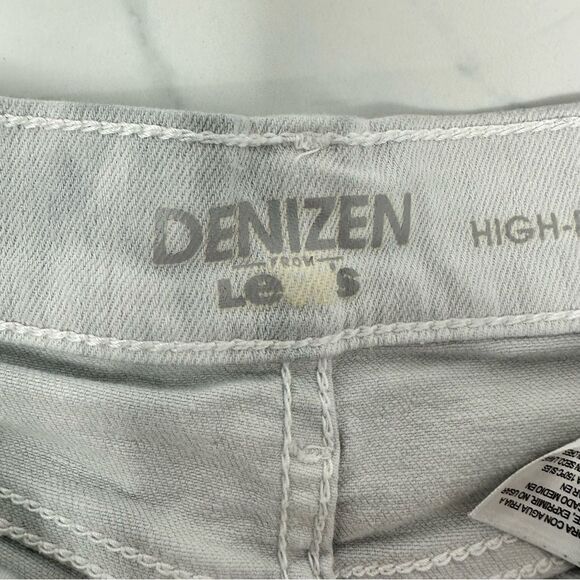 Denizen Distressed High Rise Jean Shorts- Size 26 - Picture 9 of 10